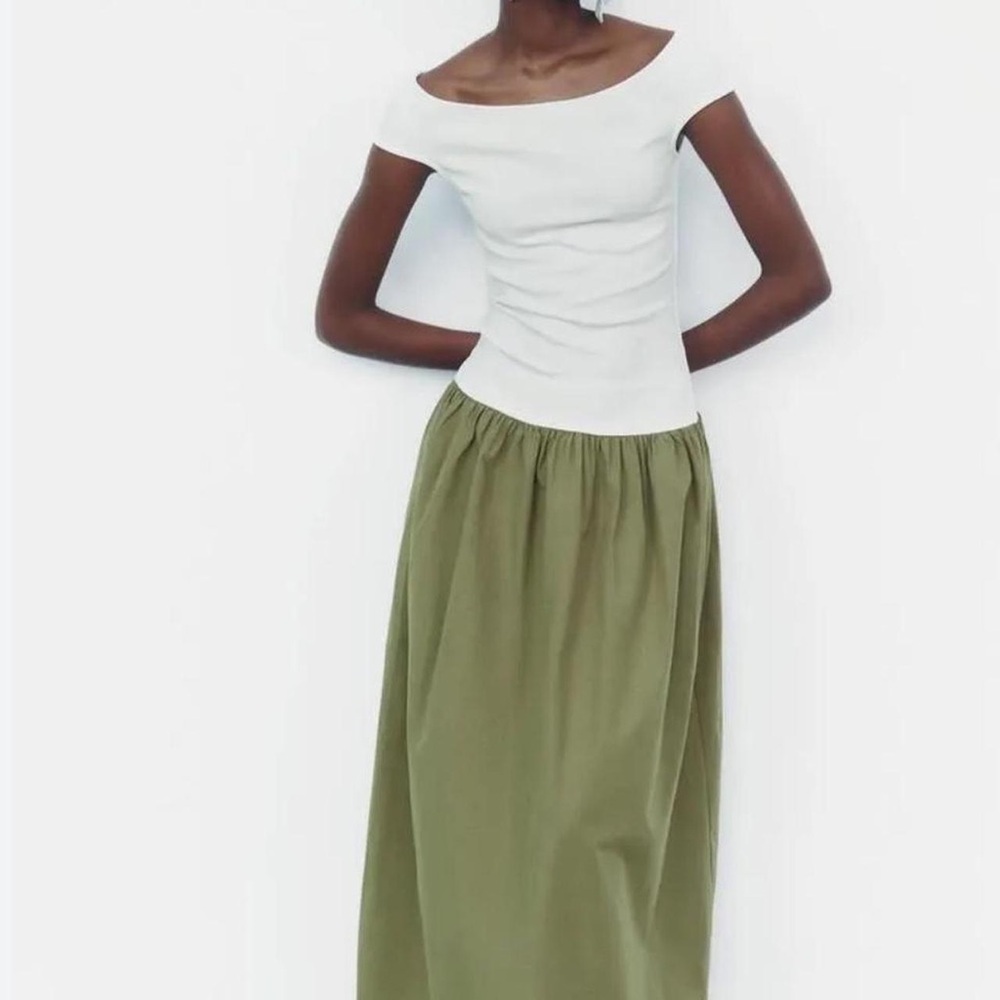 Olive Green Women's Skirt Zara size L